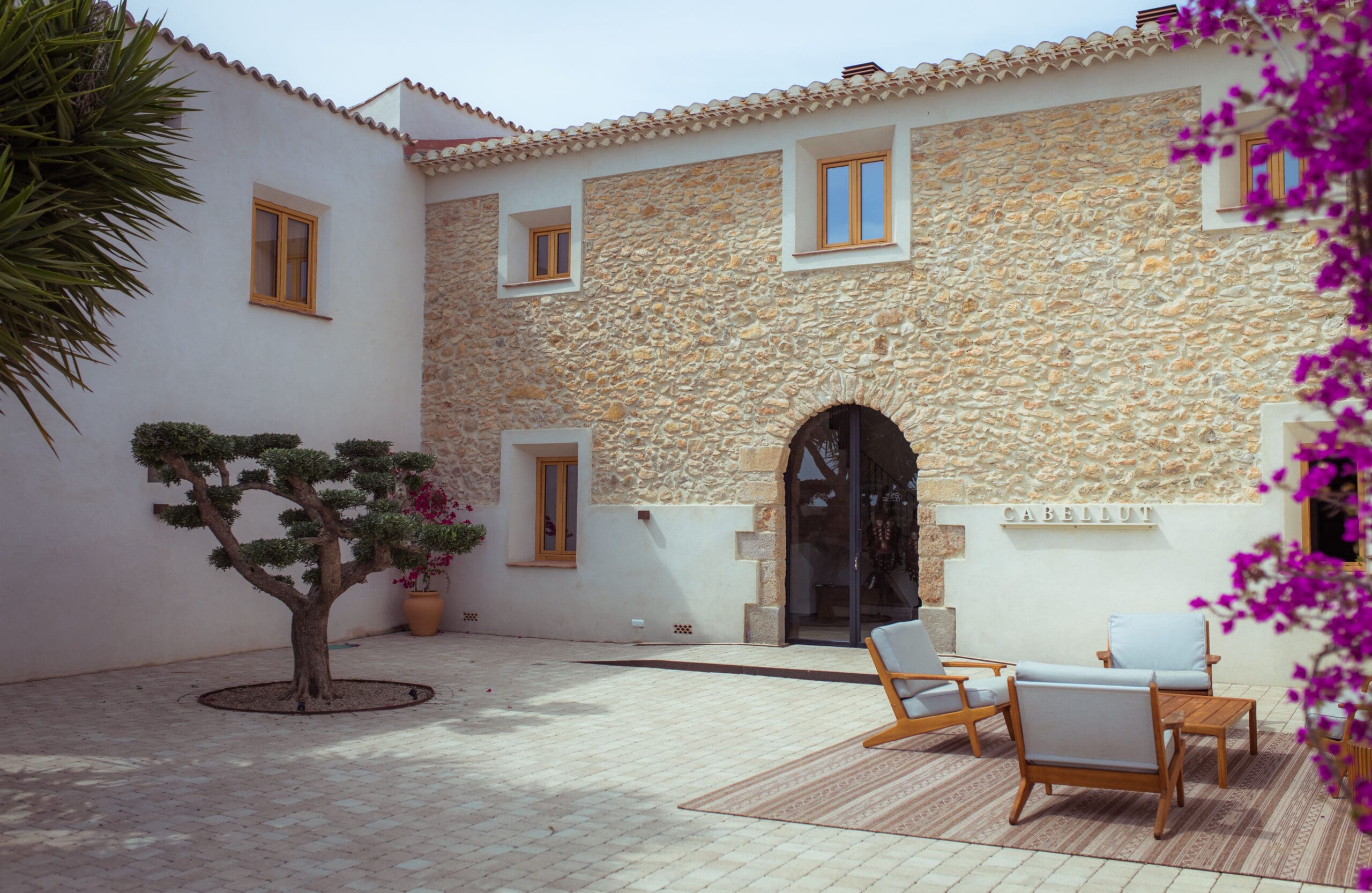 Masia Cabellut, Tarragona, Spain