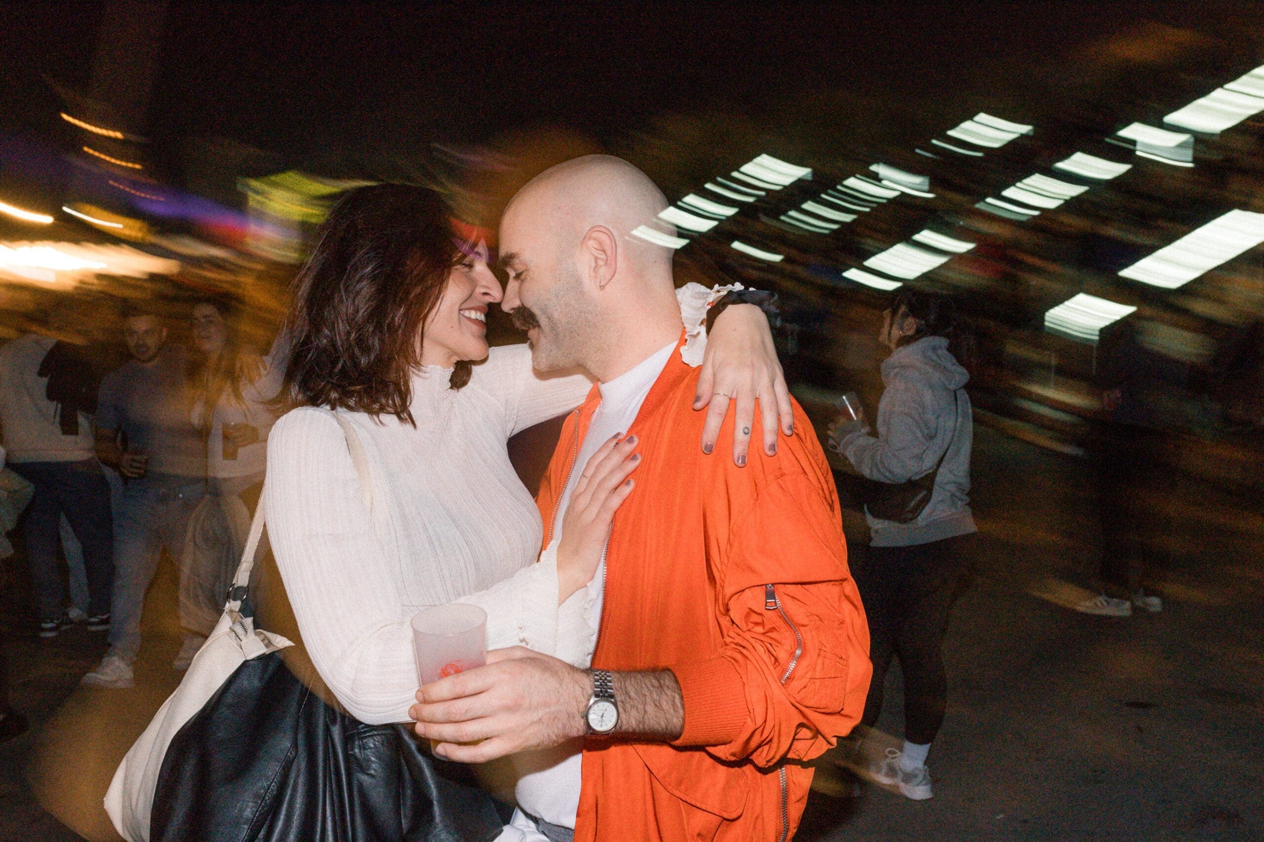a couple vibing at jazztronica festival Barcelona